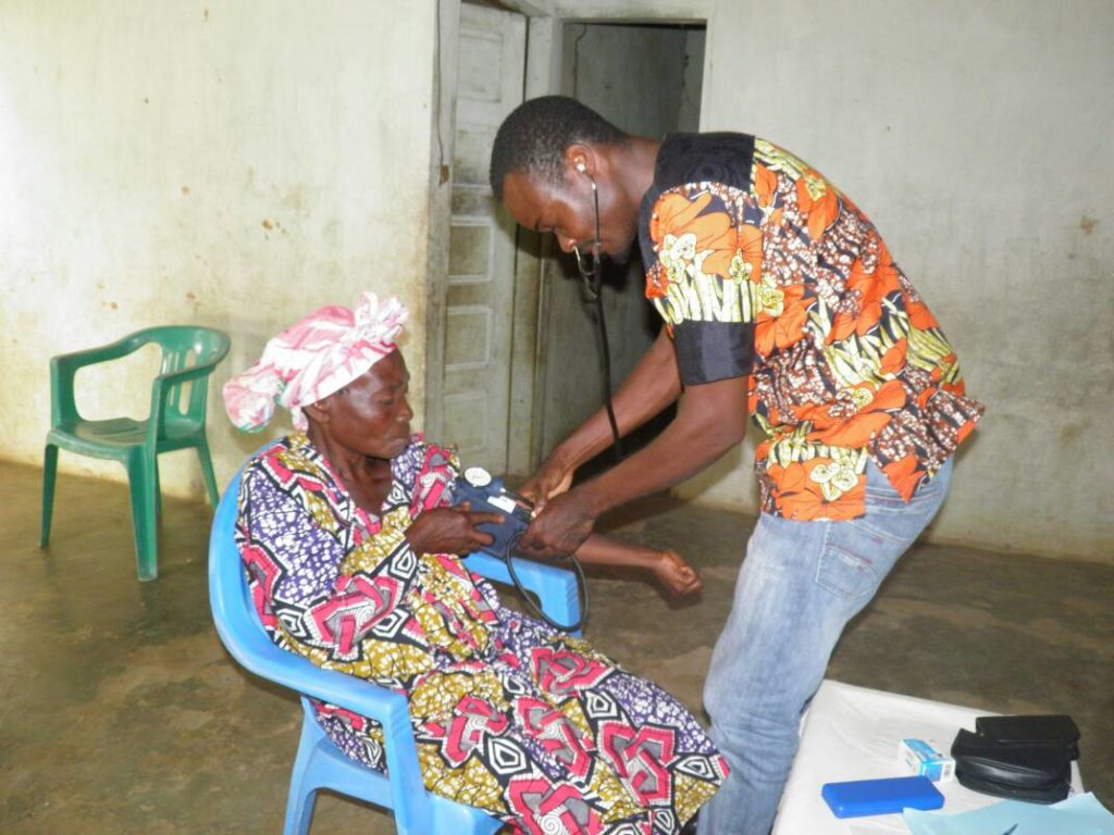 LES PERSONNES ÂGÉES AU CAMEROUN : SITUATION SUR LE PLAN SANITAIRE 